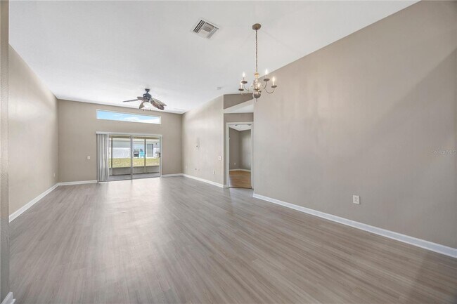 Building Photo - 30435 Annadale Dr