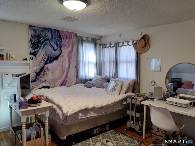 Building Photo - 100 Loftus Cir