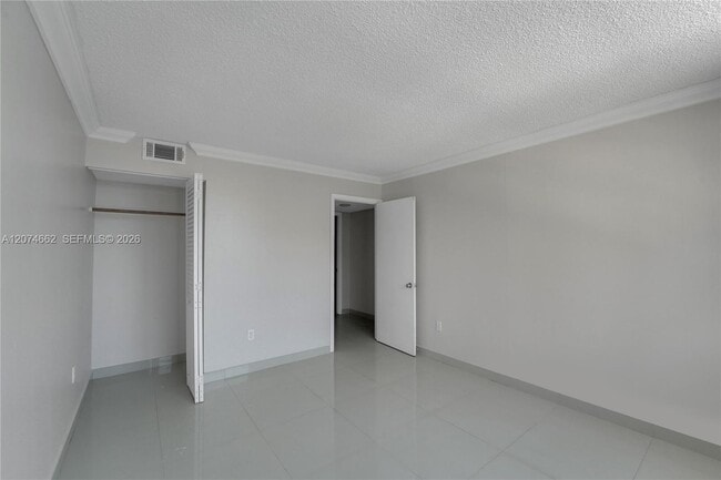 Building Photo - 2780 NE 183rd St