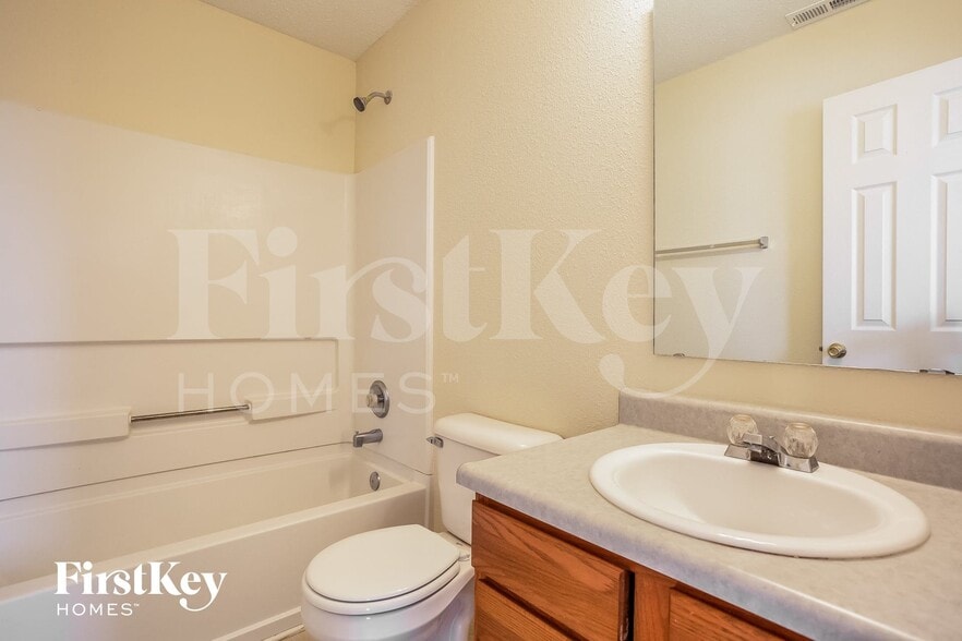 Building Photo - 1079 King Maple Dr