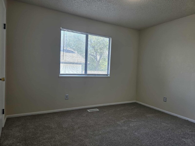 Building Photo - 1173 Santa Clara Ave