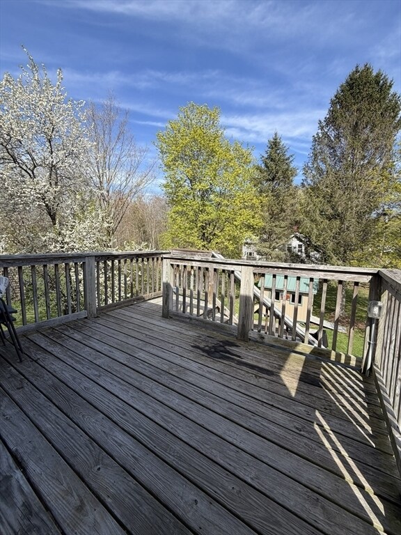 Building Photo - 326 N Main St