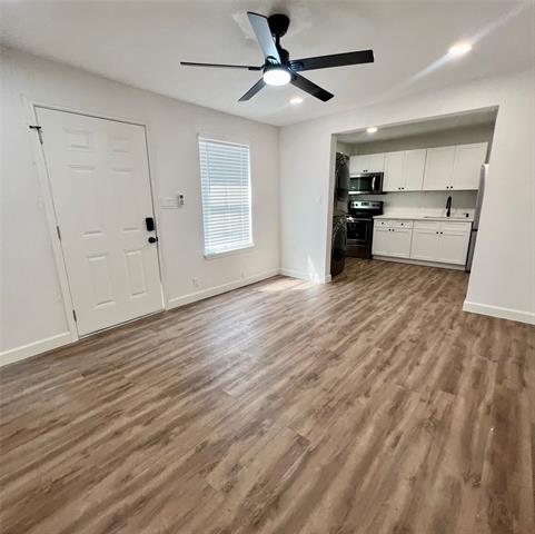 Primary Photo - 1019 N Chandler Dr