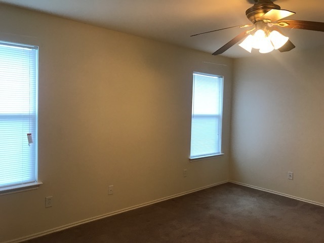 Building Photo - Bryan -2 Story / 3 bedroom /2.5 bath / 2 c...