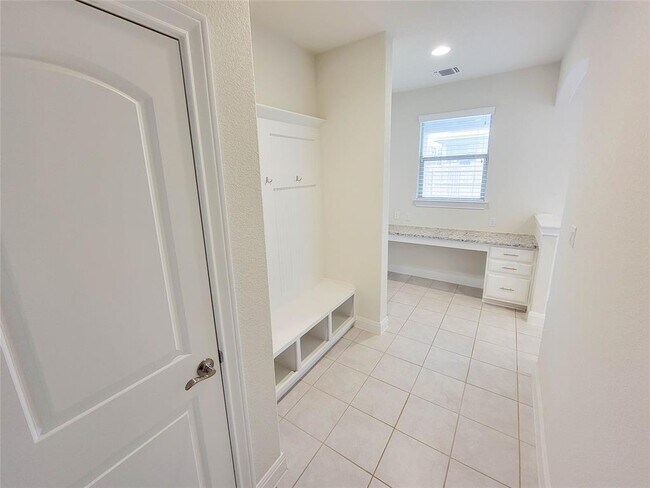 Building Photo - 16116 Nightshade St