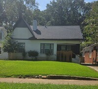 Building Photo - 3 Bedroom 2.5 bath home