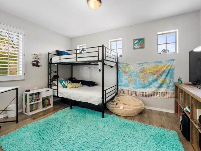 Building Photo - 4613 E Tumbleweed Dr