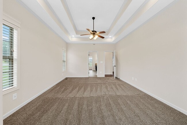 Building Photo - 4 Bedroom Pet Friendly Home For Rent!