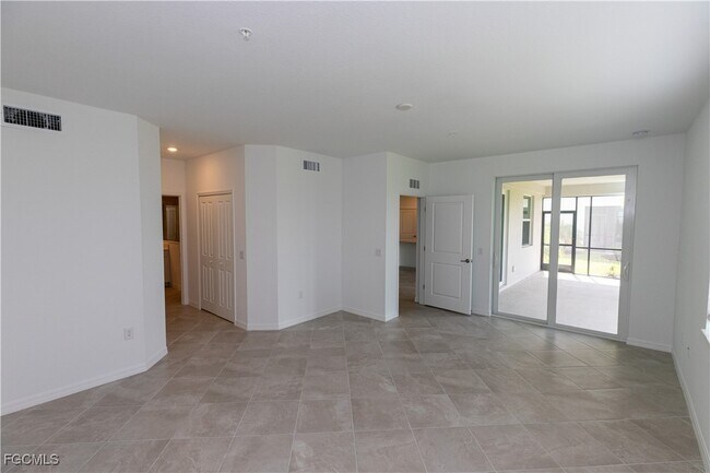 Building Photo - 16524 Kingwood Ln