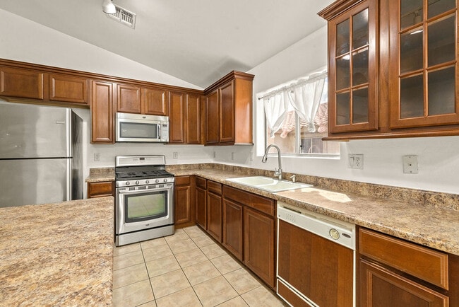 Building Photo - 13181 E Mesquite Flat Spring Dr