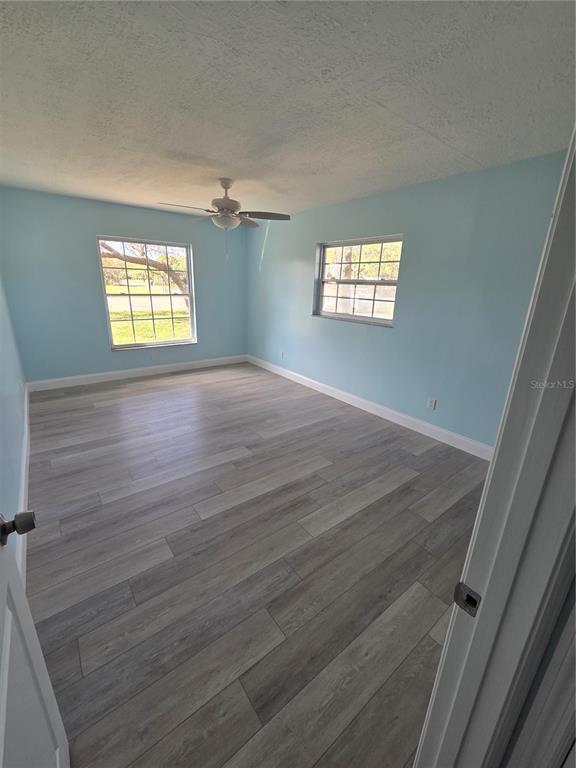 Building Photo - 9001 Spring Hill Dr