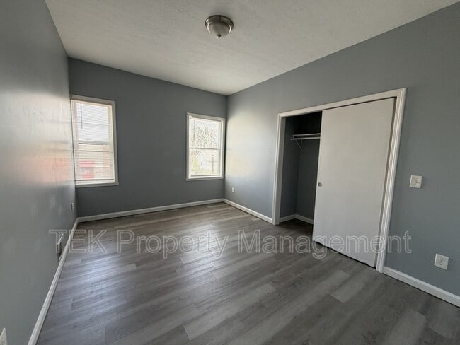 Building Photo - 751-757 West Main Street