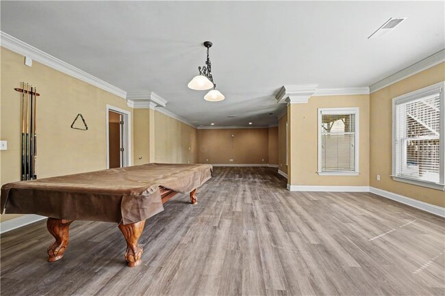 Building Photo - 4026 Palisades Main