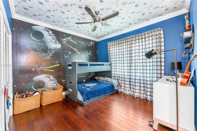 Building Photo - 16001 SW 77th Ct