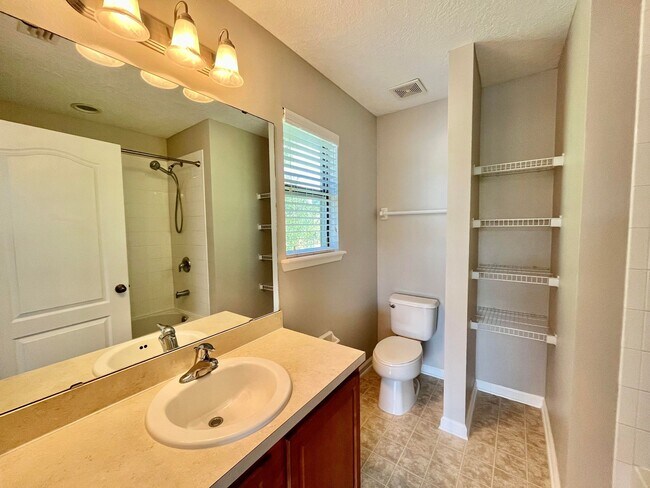 Building Photo - 606 Drake Bay Terrace