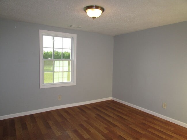 Building Photo - 4363 Ellis Way NW