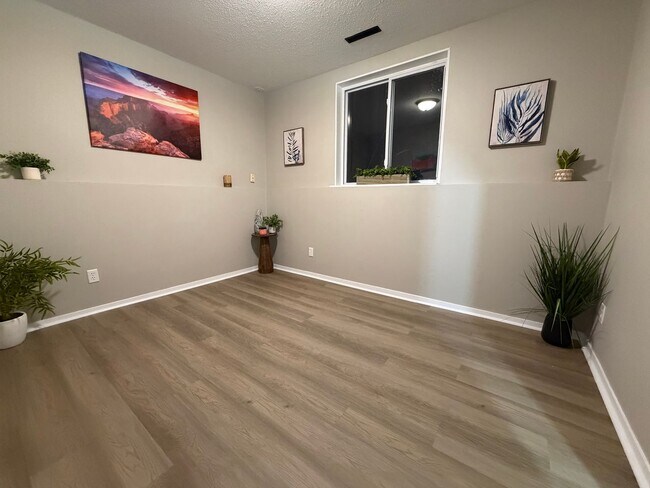 Building Photo - 246-248 Grand Blvd.