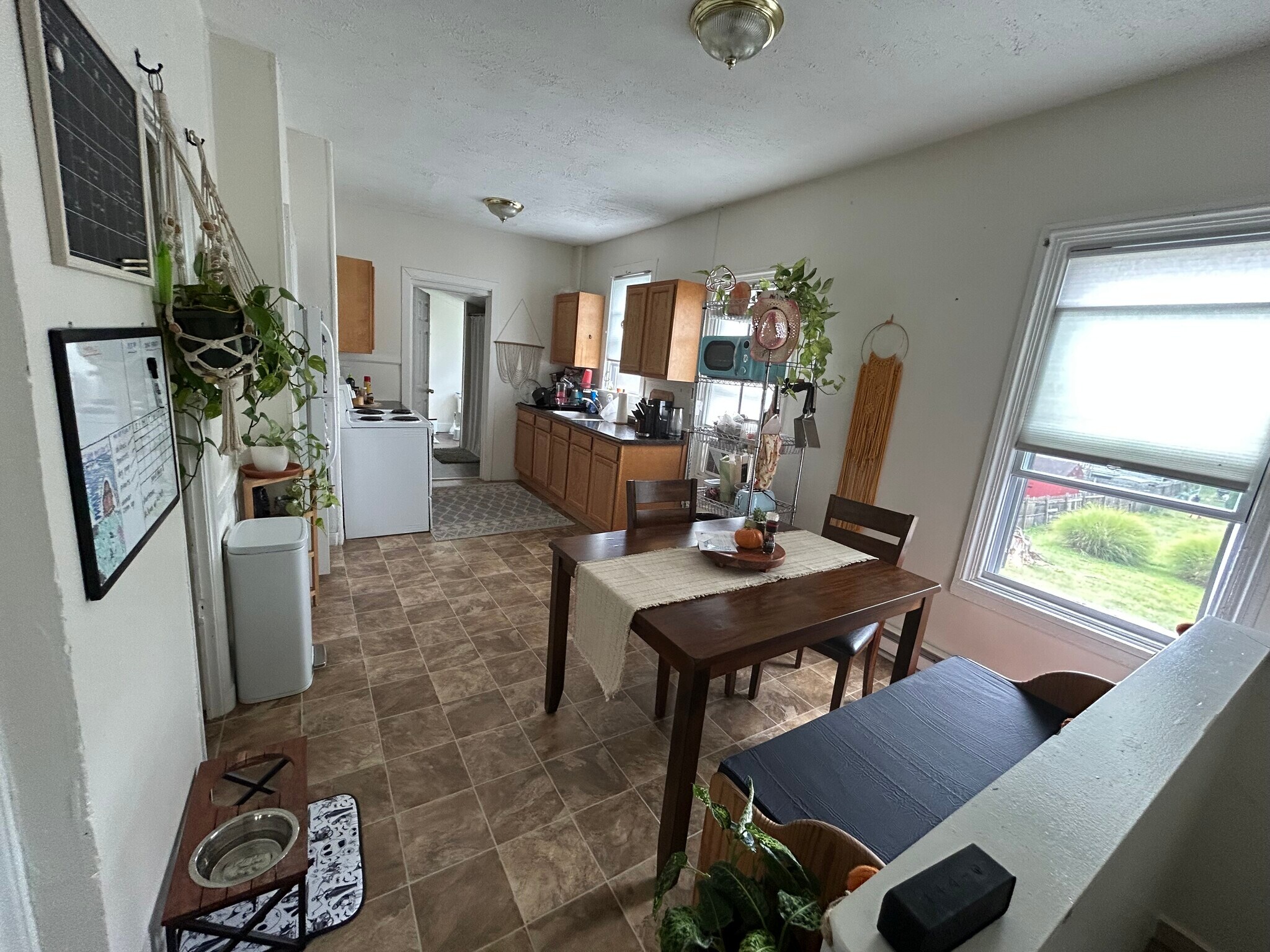 Kitchen - 64 S Charlotte St
