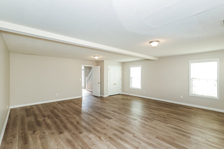 Building Photo - 1906 Dalton Way