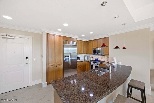 Building Photo - 9115 Strada Pl
