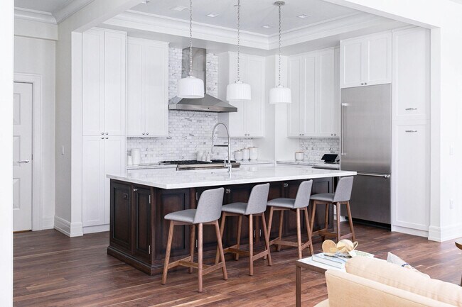 Building Photo - 600 Woodward Ave