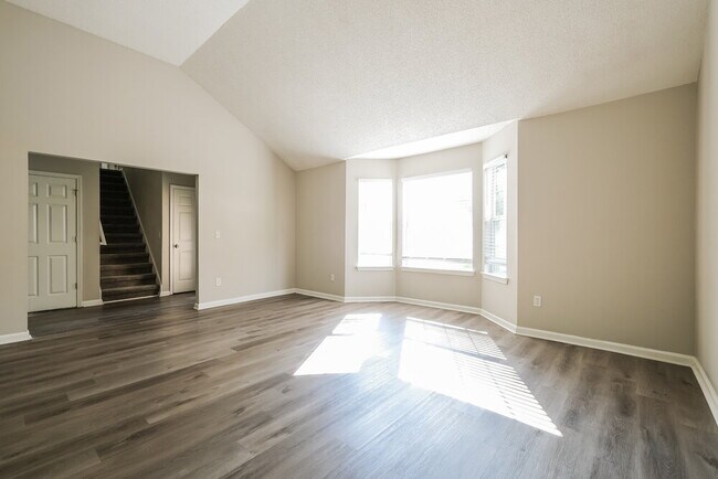 Building Photo - 4410 Reserve Hill Crossing