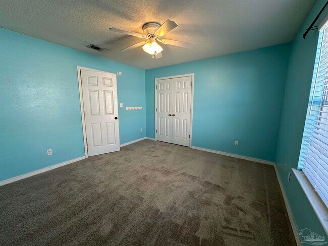 Building Photo - 8096 Castle Pointe Way