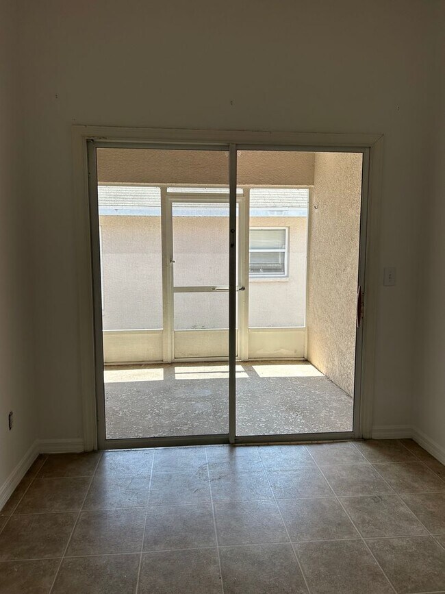 Building Photo - 136 Grantham Dr