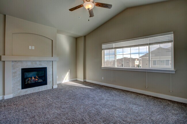 Building Photo - 3838 Steelhead St