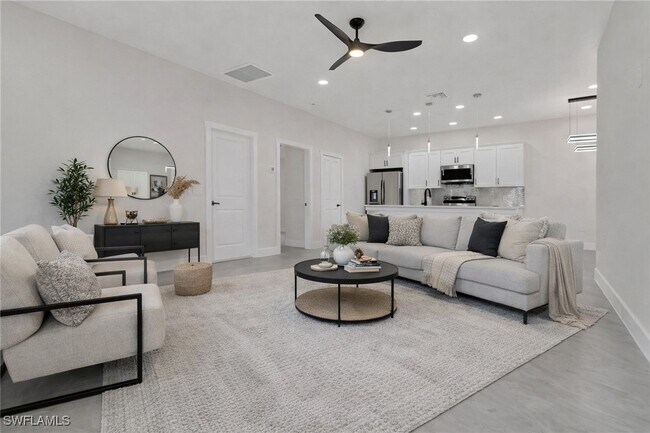 Building Photo - 4501 15th St SW