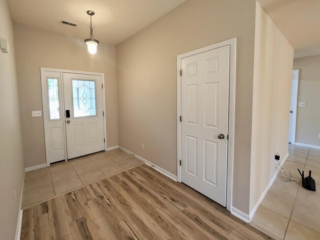 Building Photo - 2504 Feldspar Ct