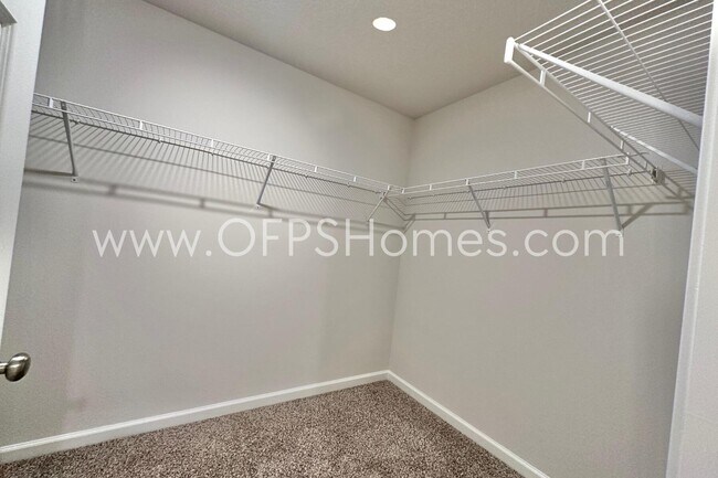 Building Photo - 2640 Saltgrass Wy