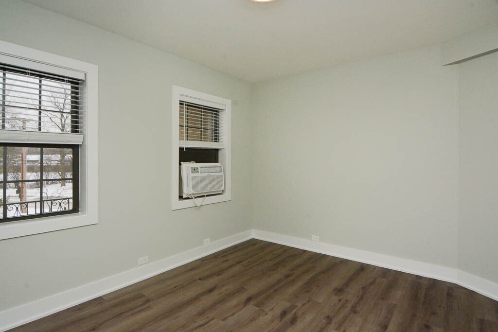 Building Photo - 730 Judson Ave