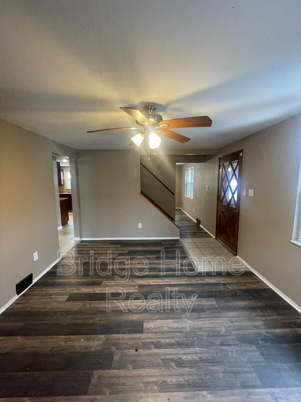 Building Photo - 149 Parkwood Rd