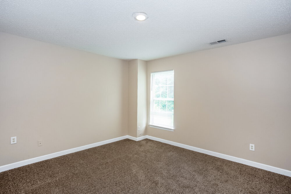 Building Photo - 1028 Jordans Pond Ln
