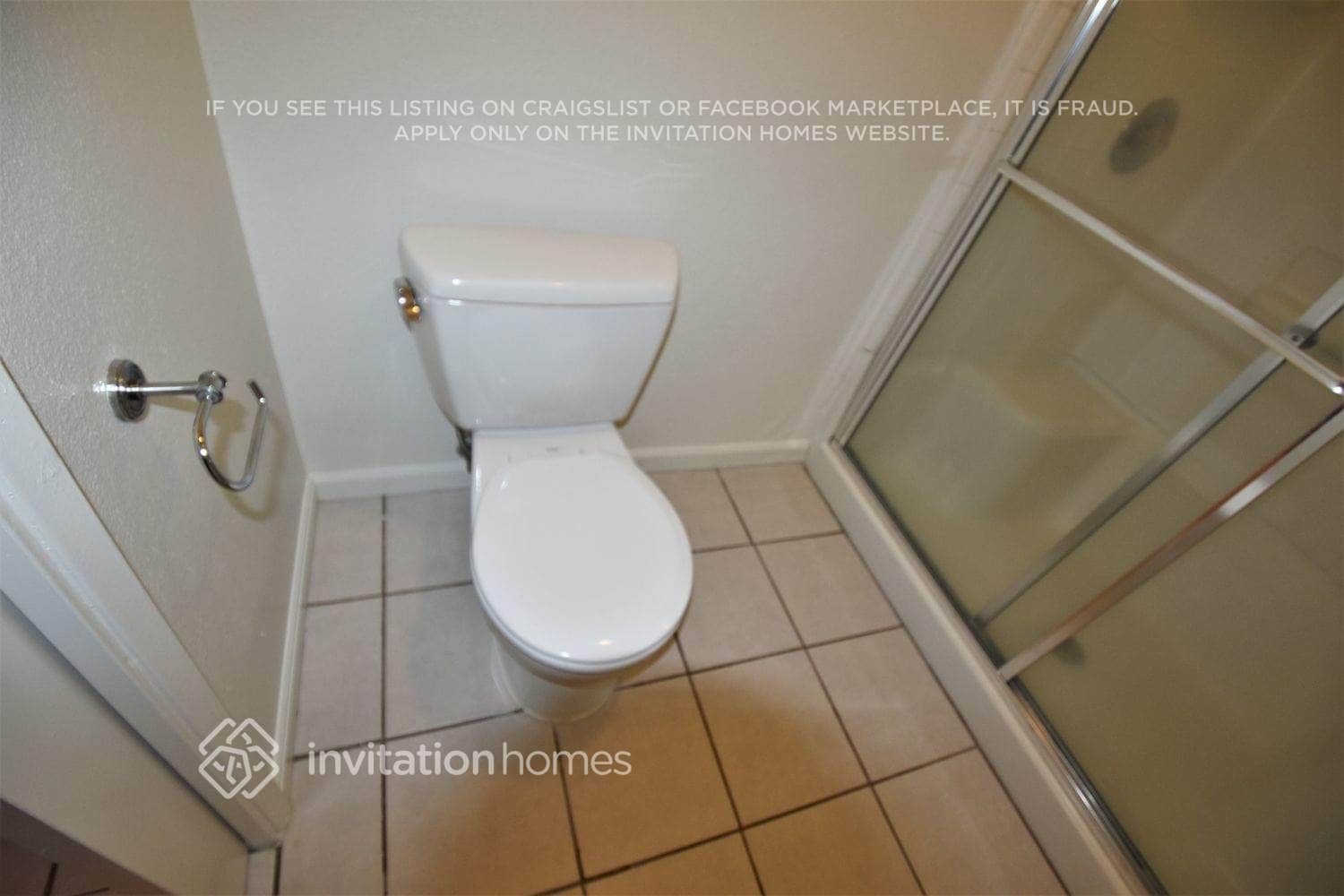 Building Photo - 5032 Laguna Park Dr