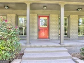 Building Photo - 5575 Lake Forrest Dr NW