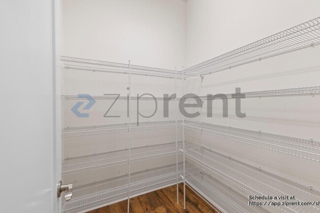 Building Photo - 1025 N Sharon Amity Rd