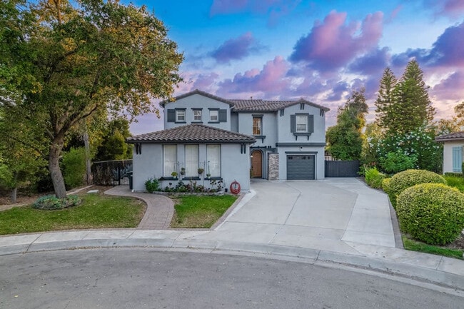 Building Photo - 1107 Shadowcrest Ln