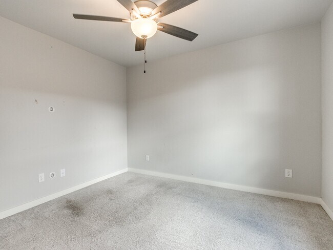 Building Photo - 14525 Rochefort Ln