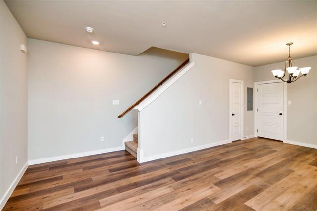 Building Photo - 745 Harvest Moon Dr