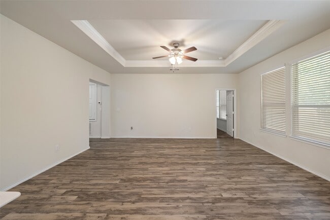 Building Photo - 2055 Lost Timbers Dr