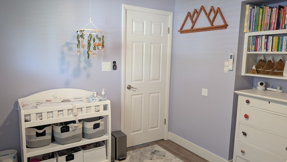 Small bedroom (can be furnished as a childs room or office) - 3230 E 3900 S