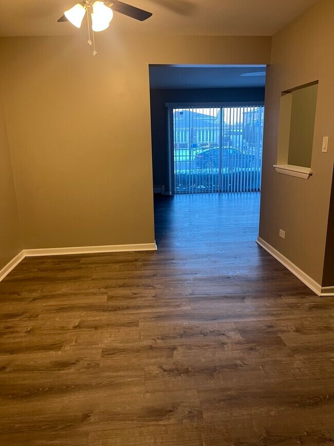 Building Photo - 6131 Marshall Ave