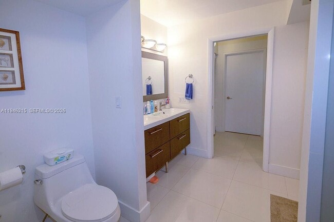 Building Photo - 170 Ocean Ln Dr