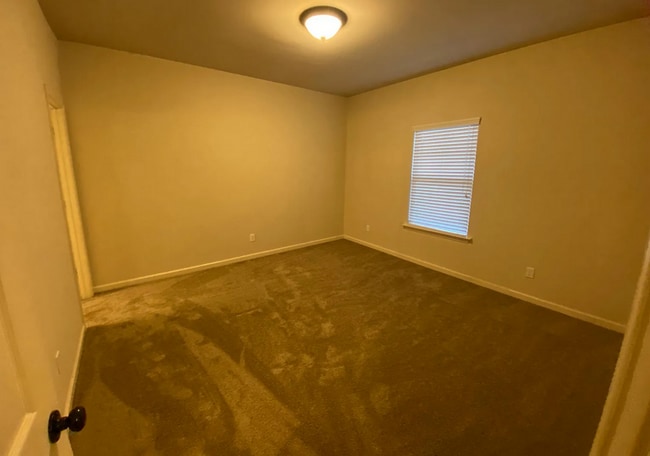 Building Photo - 4 BD/4.5 BA