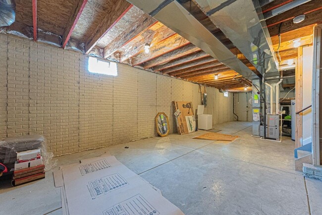Building Photo - 6053 Taylor Rd
