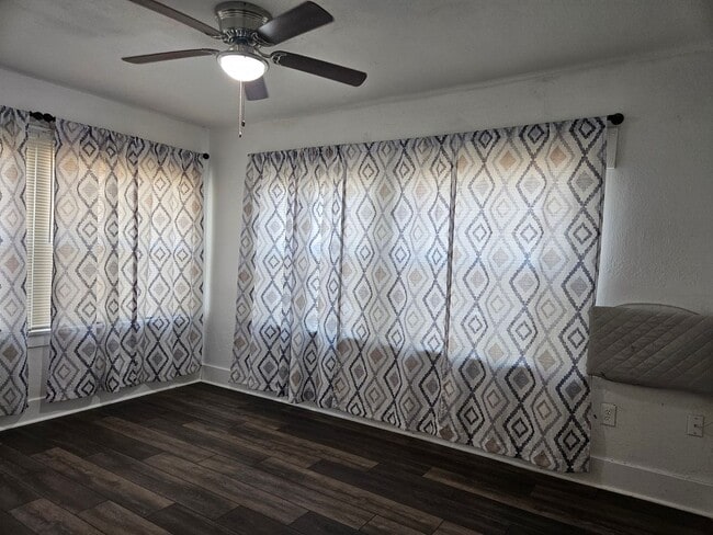 Building Photo - 1964 Gaston St