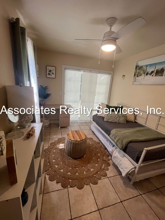 Building Photo - Beautifully furnished  2-Bedroom Duplex – ...