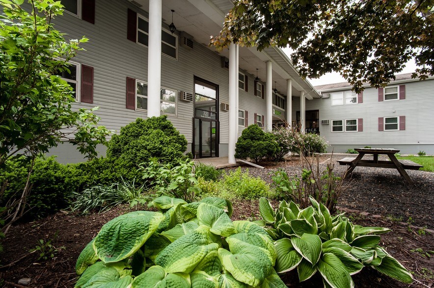 South Meadow 321 S 5th St Ames IA 50010 Apartment Finder